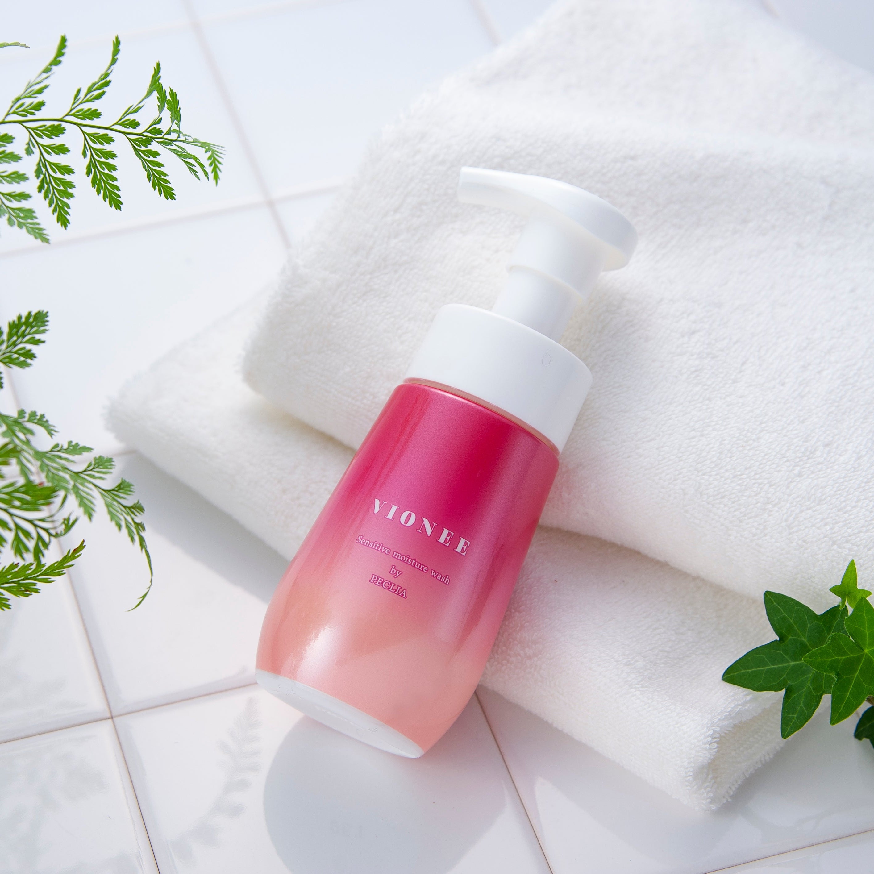 VIONEE Sensitive Moisture Wash