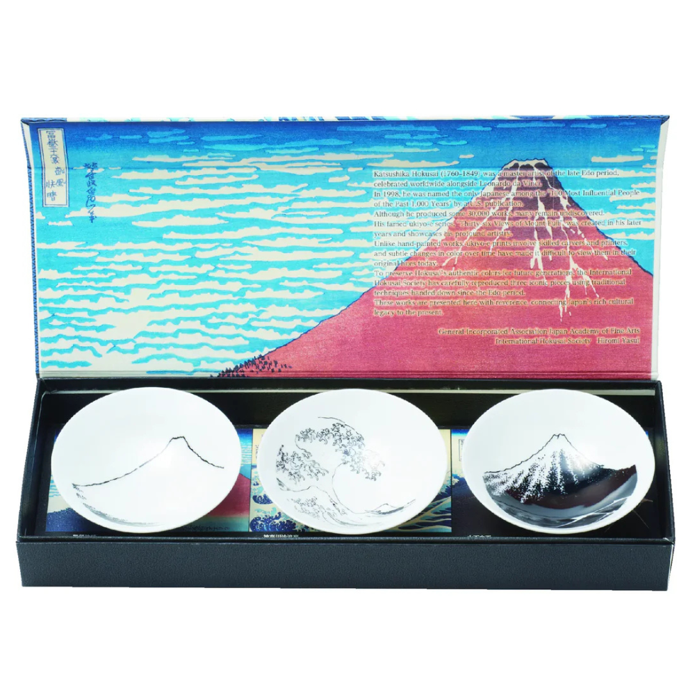 Hokusai Color changing Sake cups