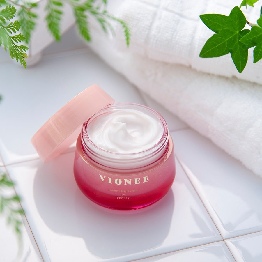VIONEE Sensitive Bright Cream