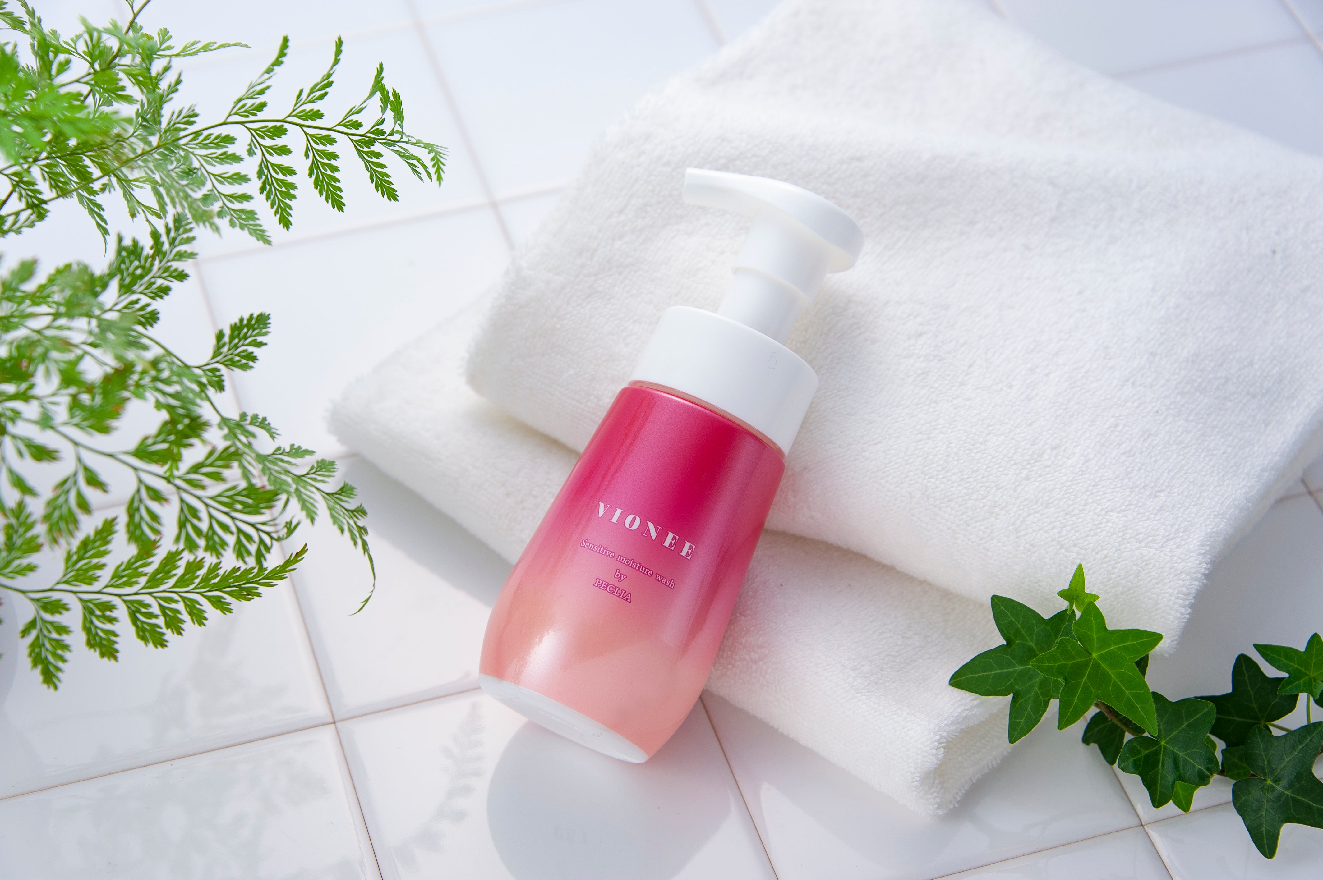 VIONEE Sensitive Moisture Wash