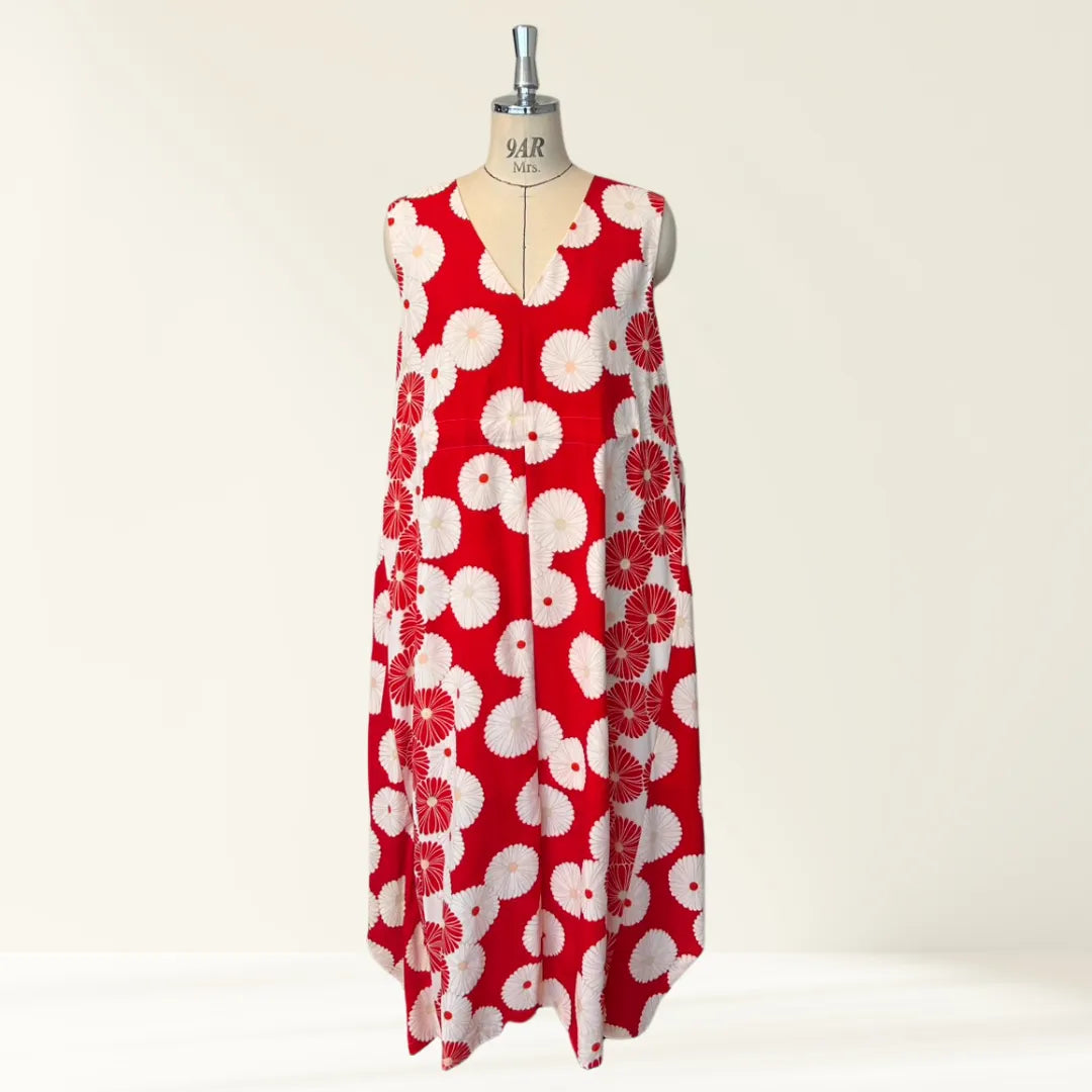Kimono Dress｜Red & White Chrysanthemum A-Line Maxi Dress